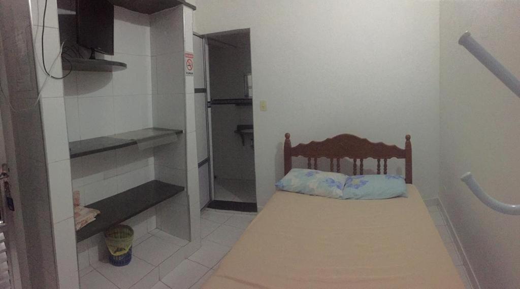 Pousada Vitoria Bed & Breakfast Ubatuba Bagian luar foto